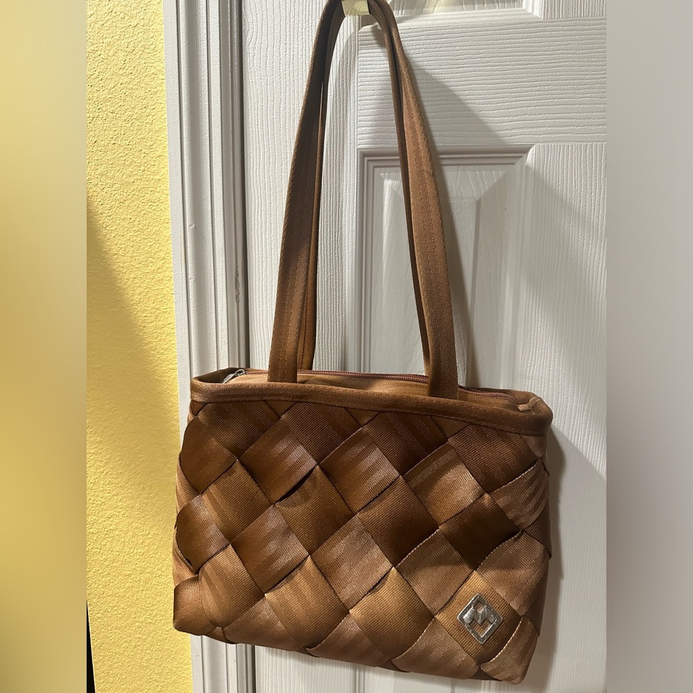 Maggie bags woven recycled nylon seat belt